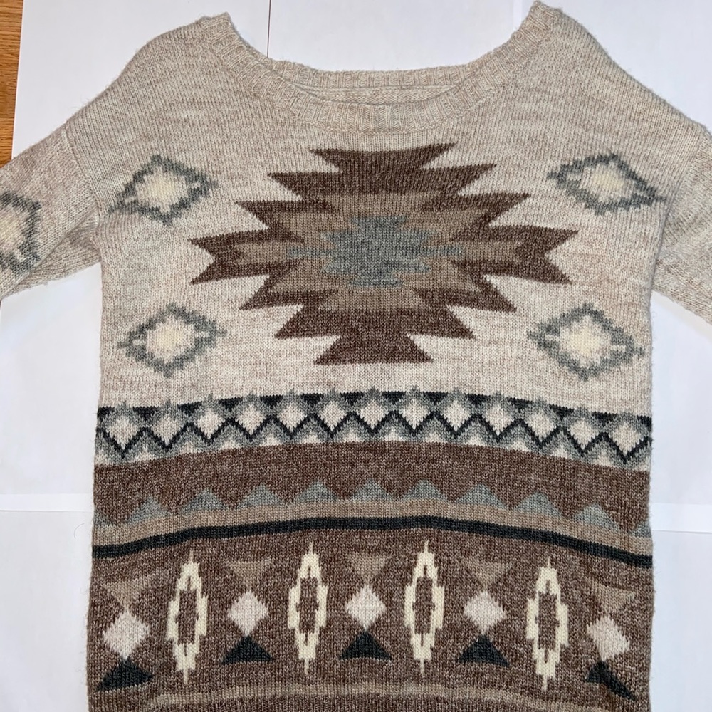 American Eagle Patterned Sweater